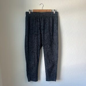 Women’s Black Patterned Pants